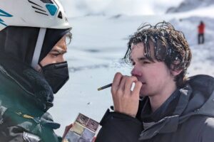 El maquillador argamasillero Jesús García competirá por el Oscar como parte de la película 'La sociedad de la nieve'