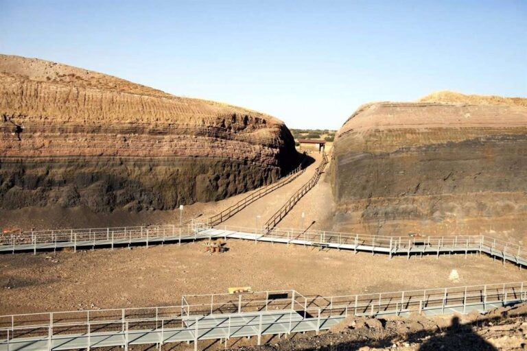 Caballero celebra la decisión sobre el proyecto 'Volcanes de Calatrava', un proyecto en el que se implicó personalmente