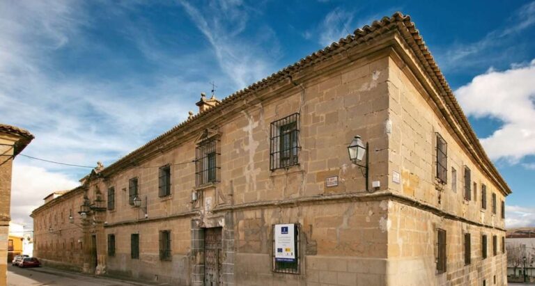 Tragsa retoma las obras que tornarán el convento de los Jesuitas de Huete en una hospedería
