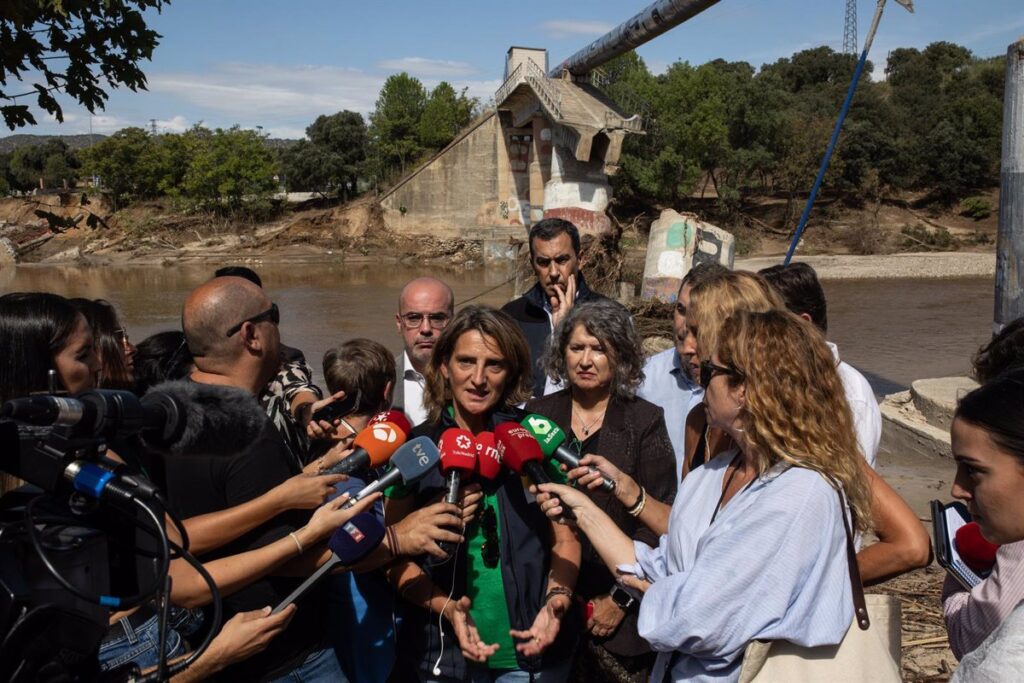 VÍDEO: Ribera confía en reparar pronto la tubería de Picadas para recuperar suministro de agua de 270.000 personas