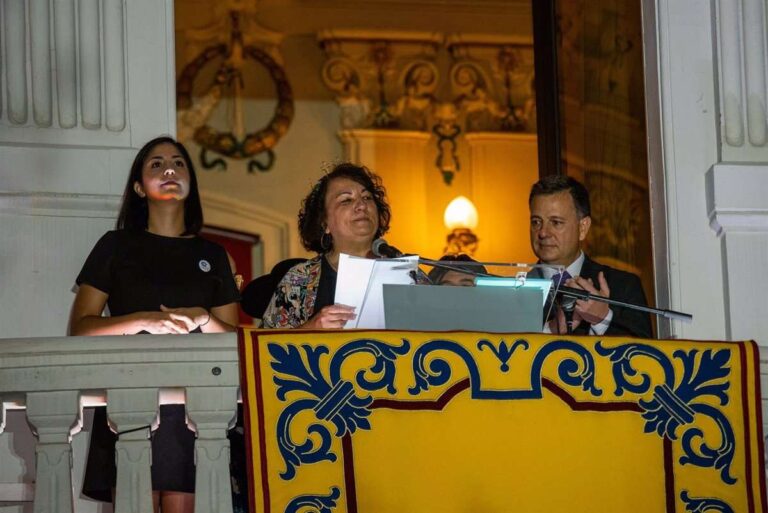 El pregón de Llanos Campos culmina la previa del arranque de la Feria de Albacete: "Es fácil llegar, y muy difícil irse"