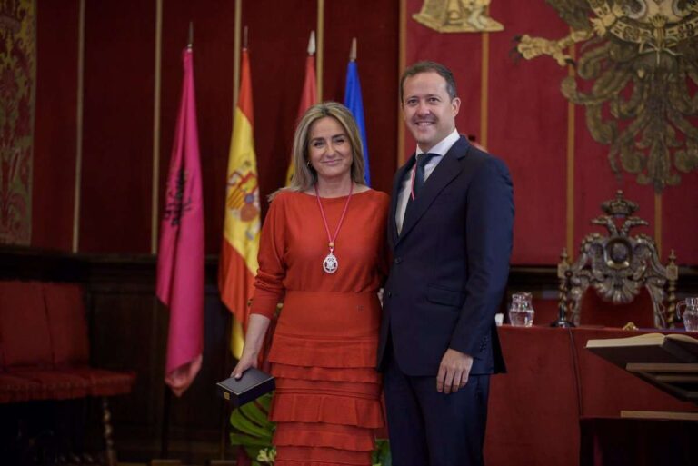 Cien días de Velázquez como alcalde en Toledo entre dardos de Gobierno y oposición por igualdad, fondos europeos y DANA