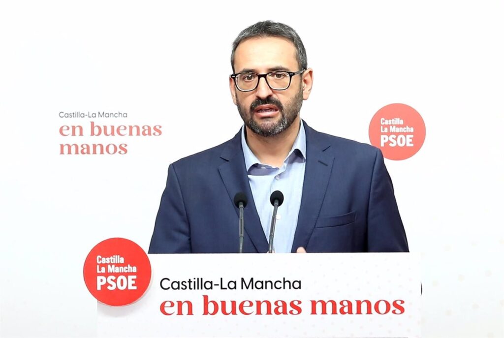 PSOE ve "triste" que el PP "haga de nuevo política" de una catástrofe mientras "se siguen buscando personas" por la DANA