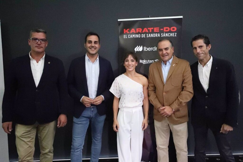 La karateka Sandra Sánchez presenta el documental sobre su figura en su Talavera natal: "Enseña mis luces y sombras"