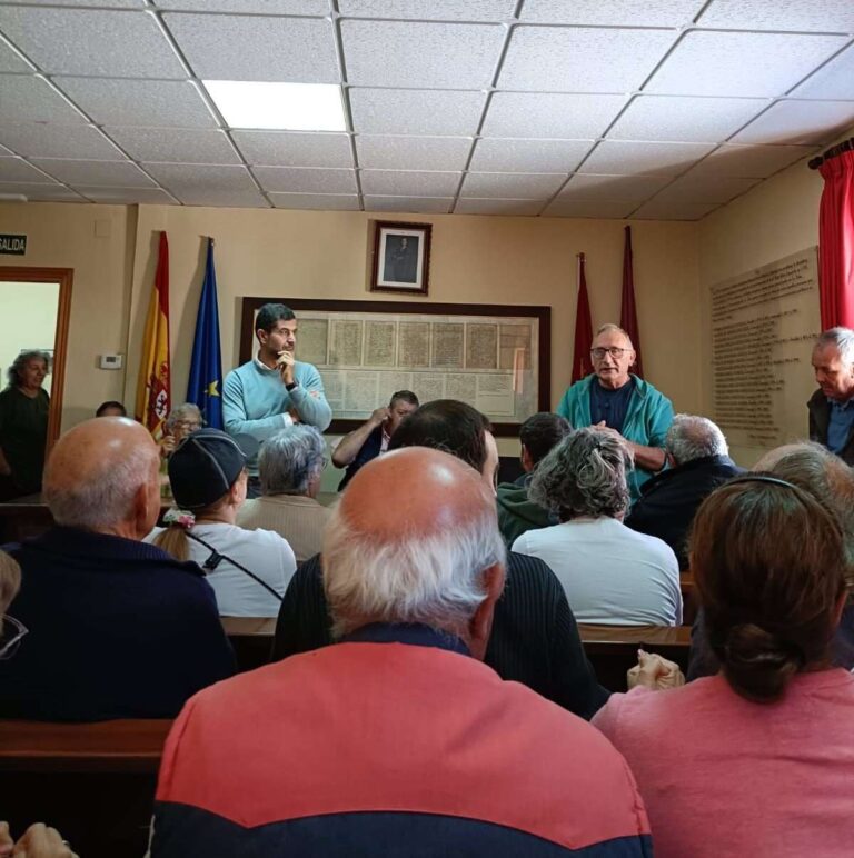 Los vecinos de La Toba no se conformarán con que les "parcheen" la carretera hasta Jadraque y anuncian movilizaciones