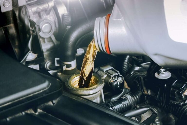 El 83% de aceite industrial usado que se recogió en C-LM en 2022 se empleó para nuevos lubricantes, según Sigaus
