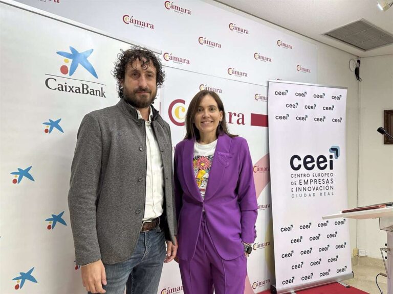 Boticaria García y Roger Pastor inspiran a nuevos y futuros emprendedores de Ciudad Real con sus trayectorias de éxito