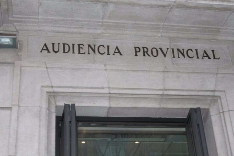 Arranca el juicio contra el acusado de matar a su esposa en Alovera tras conformarse el jurado