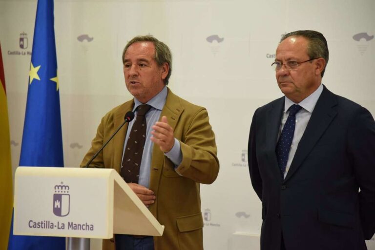 El consejero de Hacienda se reunirá el próximo lunes con Cecam para presentarle los presupuestos de C-LM para 2024