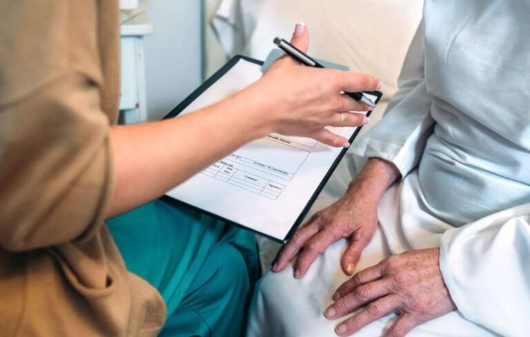 Colegio de Médicos de Albacete pide dimensionar los Puntos de Atención Continuada en la ciudad para revertir "problemas"