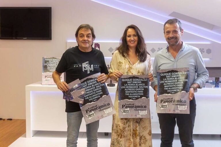 Quique González, cabeza de cartel del Festival Panorámico, que actuará en Guadalajara el 10 de noviembre