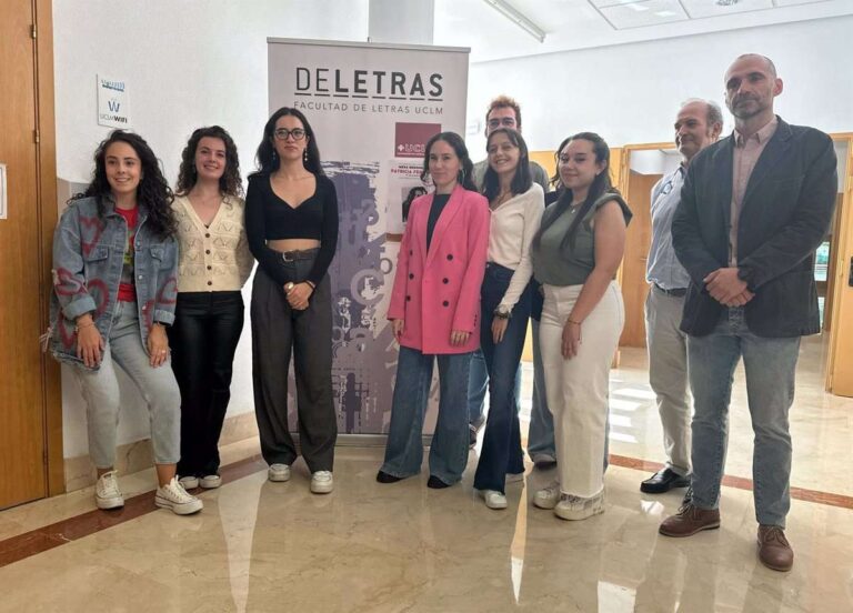 Las estudiantes de Letras de la UCLM reivindican el papel de las escritoras "invisibilizadas" de la literatura española