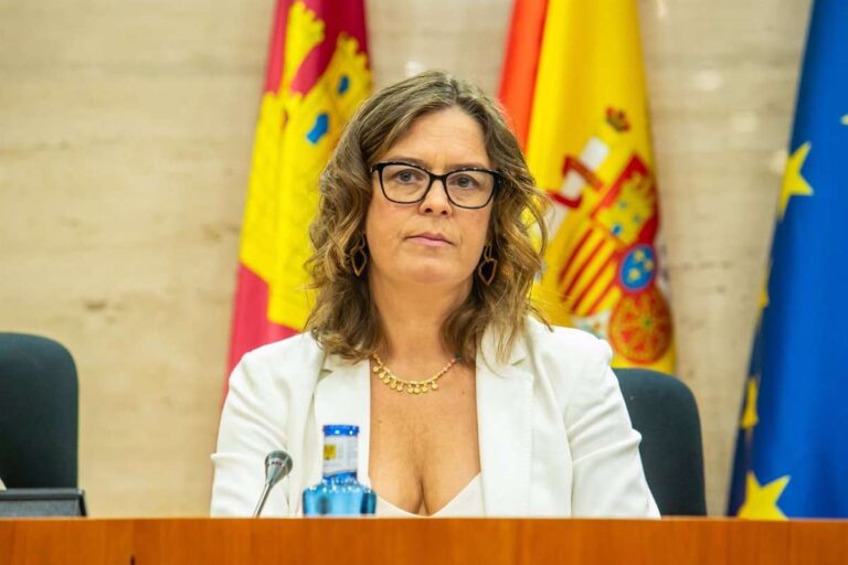 Combatir las 'fake news' e informar de forma inclusiva y con transparencia, retos de la Consejería Portavoz de la Junta
