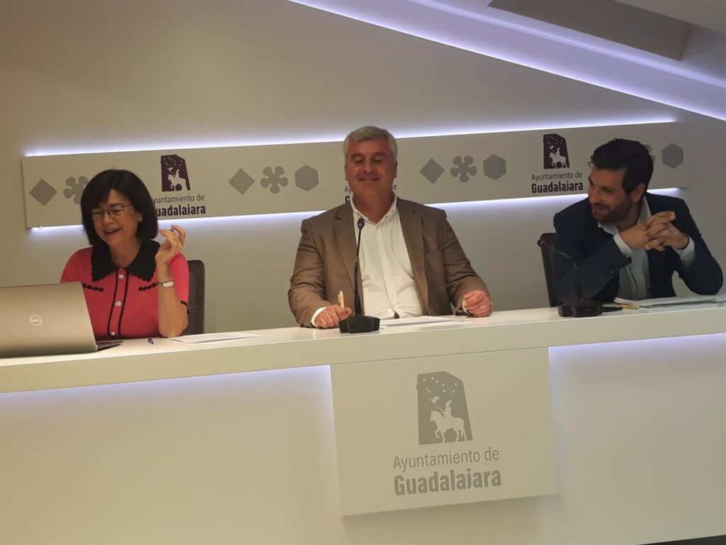 El Ayuntamiento de Guadalajara subirá el IBI ocho puntos y lo justifica por el "agujero" de 9 millones dejado por Rojo