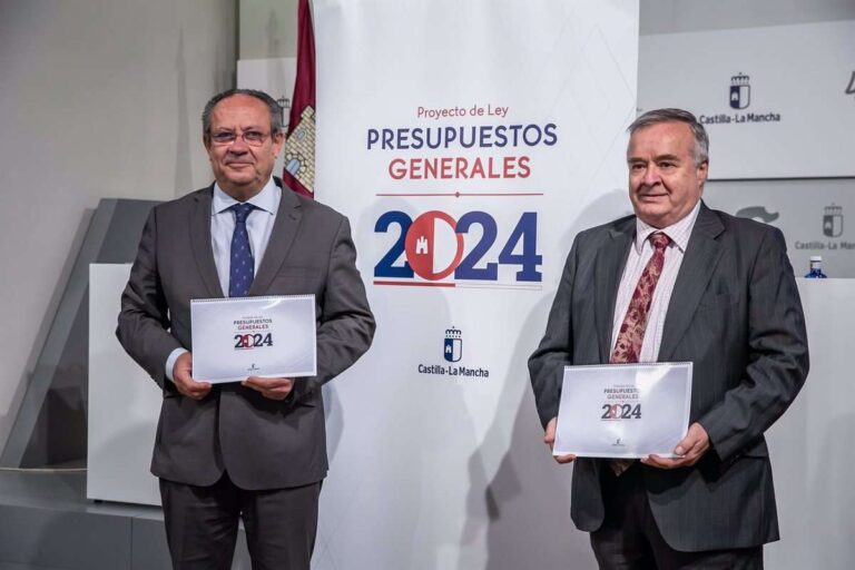 Los grupos parlamentarios podrán presentar enmiendas a la totalidad a los presupuestos de C-LM hasta el 30 de octubre