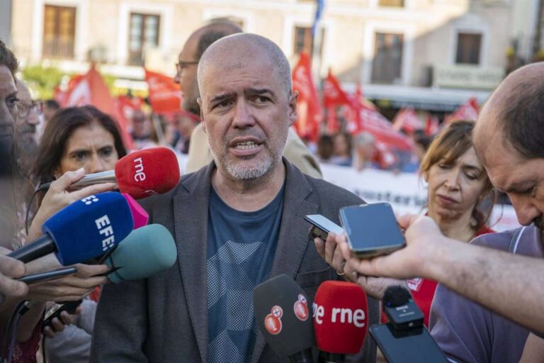 Sordo pide "firmeza" a Sánchez para desarrollar políticas fiscales que permitan el crecimiento económico en la UE