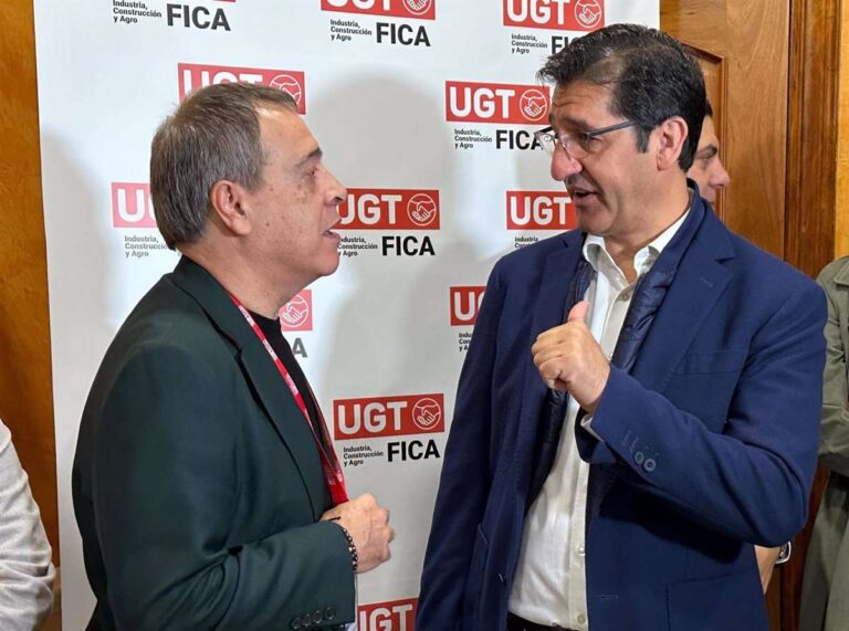 Caballero insta a patronal y sindicatos a "ponerse de acuerdo" para mejorar las condiciones de trabajadores agrarios