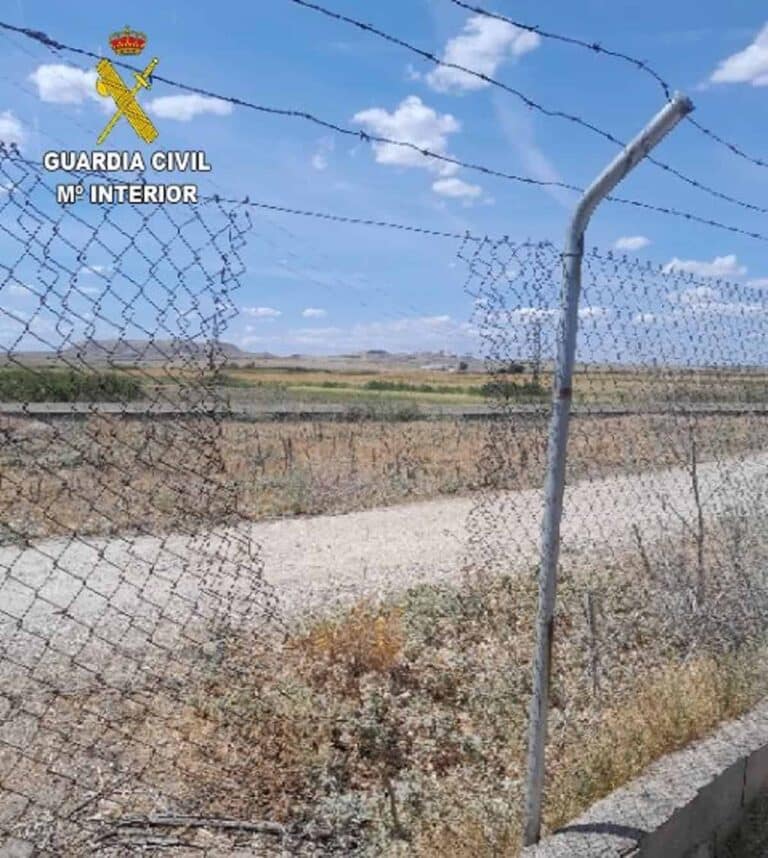 Sorprenden a tres personas robando cableado eléctrico de la línea férrea del Ave en Yepes (Toledo)