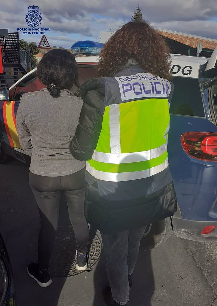 Detenidas cuatro personas en Cuenca por falsificar documentación para trabajar careciendo de permiso