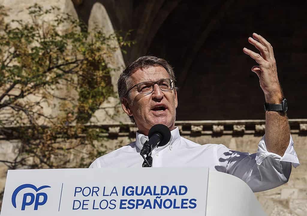 Feijóo anuncia una nueva protesta del PP en la calle en diciembre para defender la Constitución: "No nos vamos a callar"