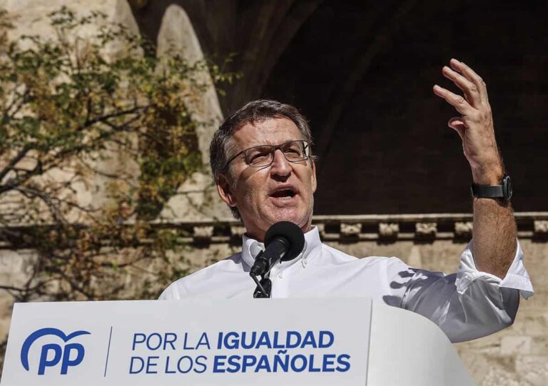 Feijóo anuncia una nueva protesta del PP en la calle en diciembre para defender la Constitución: "No nos vamos a callar"