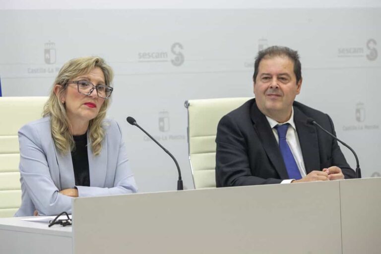 C-LM inicia una campaña para animar a las mujeres a participar en el programa de detección de cáncer de cuello de útero
