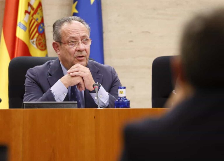 El presupuesto de C-LM destinará más de 253 millones a transformación digital y consolidación de empleo público en 2024