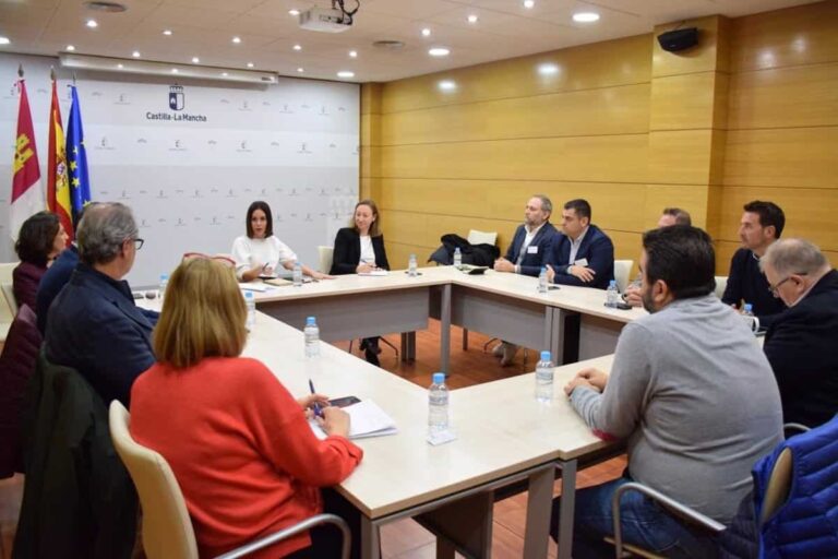 La Federación Regional de Hostelería recibirá en 2024 125.000 euros de la Junta para la promoción del turismo