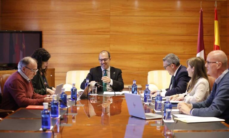 Cortes CLM califican 789 enmiendas parciales al proyecto de Presupuestos de Junta, que debatirán el 11 y 12 de diciembre