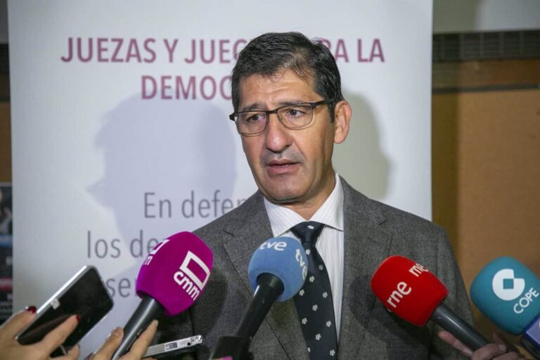 C-LM dice que "le suena bien la música" de los anuncios de Pedro Sánchez pero pide que vengan dotados de presupuesto