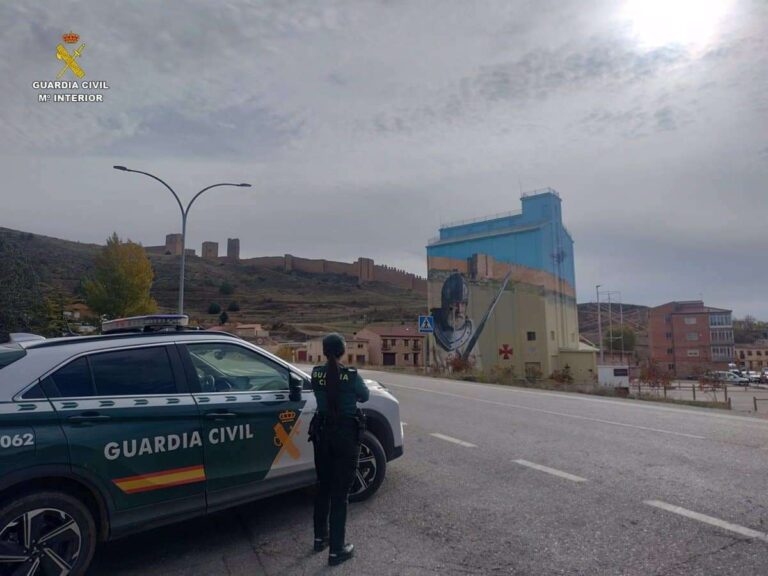 Detenidas tres personas por robo y daños en el colegio público y en una vivienda de Molina de Aragón