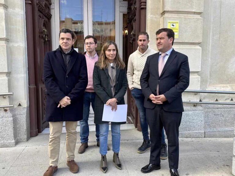 Vox da un toque de atención al PP en la Diputación de Ciudad Real por elaborar "unilateralmente" presupuestos de 2024