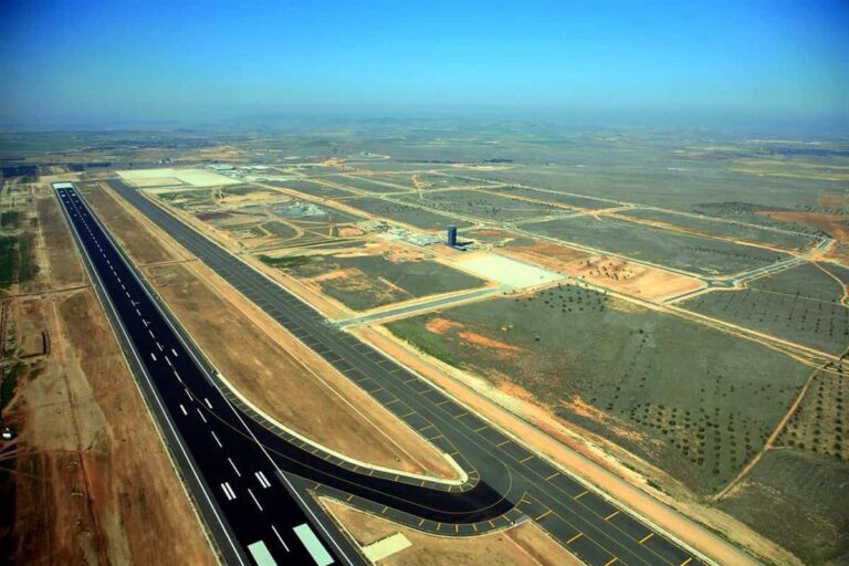 El Aeropuerto de Ciudad Real deberá pagar por adelantado el servicio de información de vuelo tras la sucesión de impagos