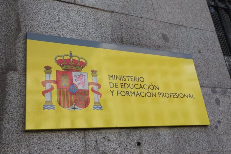 Hasta 15 ayuntamientos de C-LM reciben fondos del Ministerio de Educación para crear centros de capacitación digital