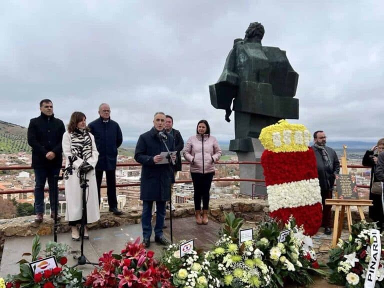 Puertollano celebra Santa Bárbara homenajeando a la mujer minera bajo la unión institucional