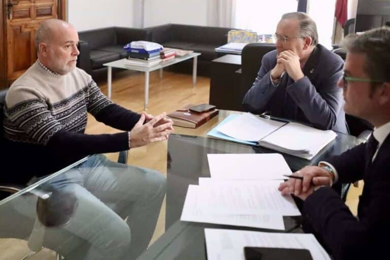 El Ayuntamiento de Talavera promocionará el documental 'Iberia, naturaleza infinita' de Arturo Menor de cara a los Goya