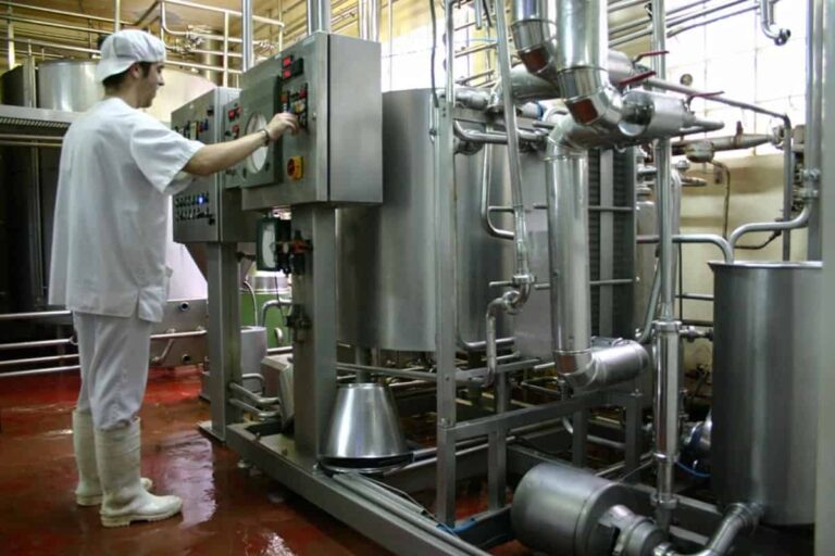 La creación de empresas subió un 32,42% en octubre en Castilla-La Mancha y las disueltas bajaron un 24,32%