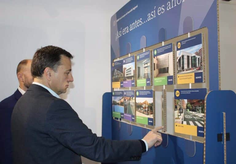 El edificio rehabilitado del Paseo de Simón Abril de Albacete acoge hasta el 18 de enero la muestra Nos movemos contigo