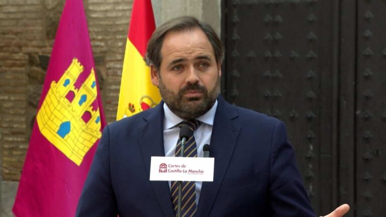 Núñez afirma que "ningún pacto ni momento político puntual puede poner en riesgo ni en duda la Constitución"