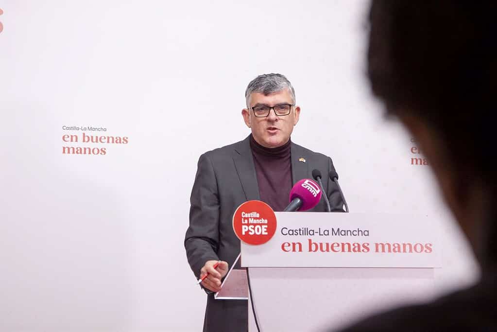PSOE celebra el fin del proyecto, que evita una "segunda hipoteca" para C-LM junto con el trasvase