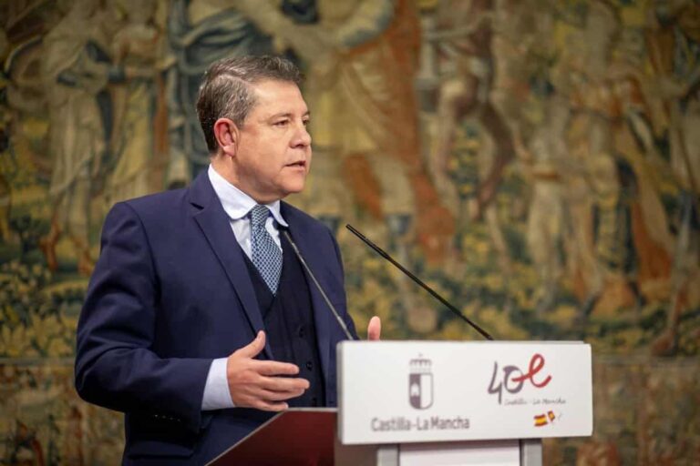 VÍDEO: Page afirma que le "duele" ver al Gobierno "bailar al son" de Puigdemont: "No puede traer nada bueno"