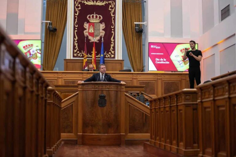 Page tacha de "parodia" la figura del verificador entre PSOE y Junts: "No nos vincula y no nos sentimos representados"