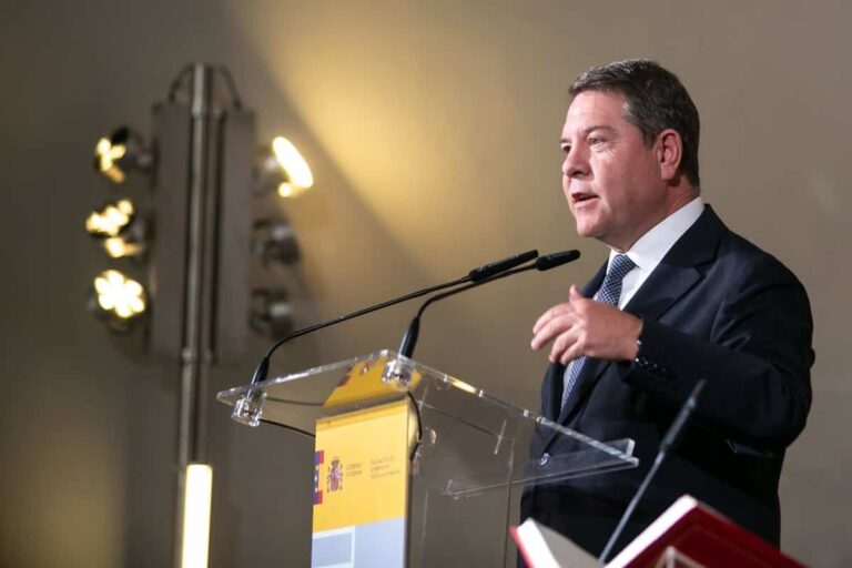 Page se muestra "molesto" por que la moción de censura en Pamplona parezca "prevista de antemano"