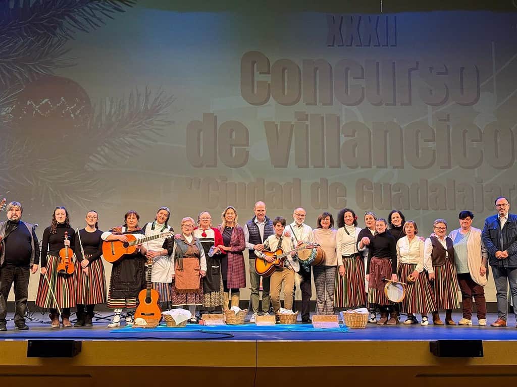 La agrupación musical de Pareja vuelve a ganar el Concurso de Villancicos 'Ciudad de Guadalajara'