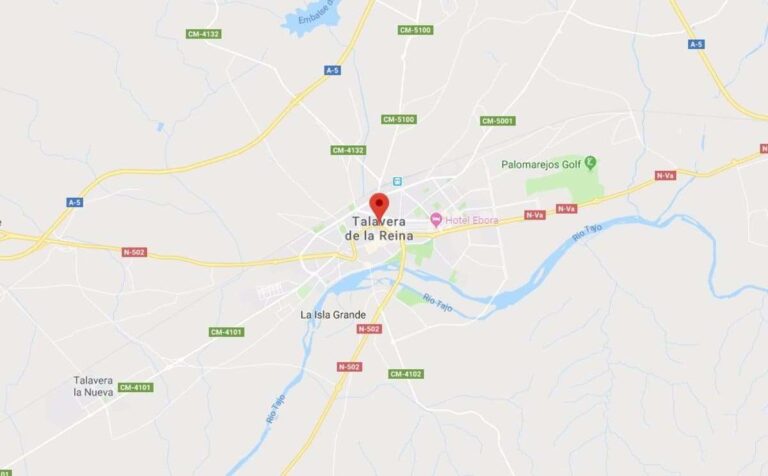 Queda reabierta al tráfico la N-5 en Talavera tras ser cortada por el choque entre un turismo y una furgoneta