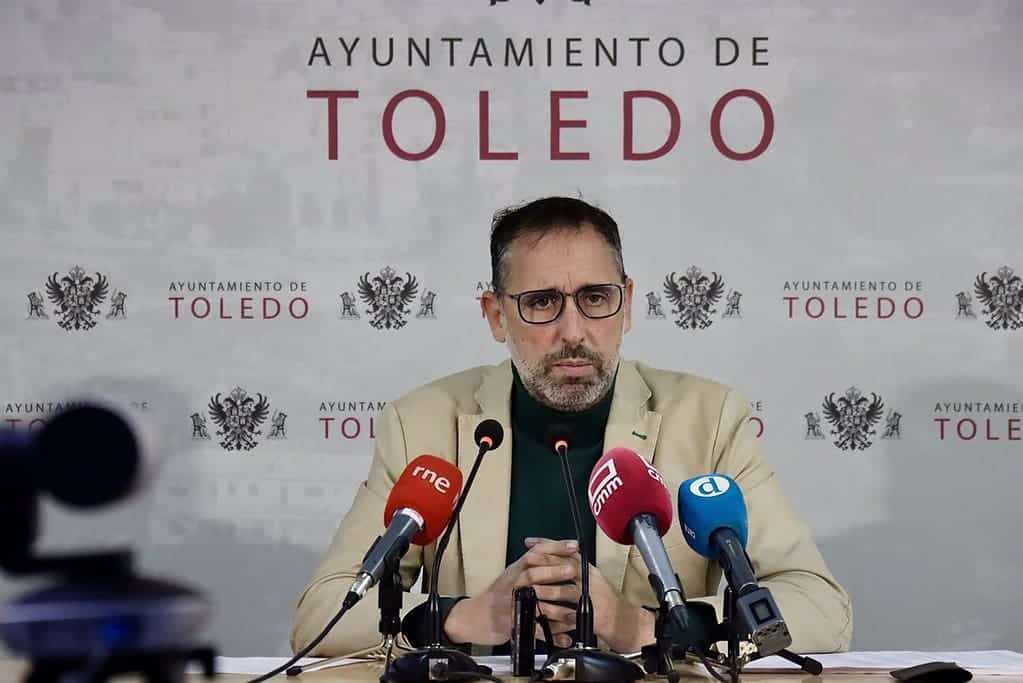 El Ayuntamiento de Toledo retira 896 tarjetas de aparcamiento por irregularidades