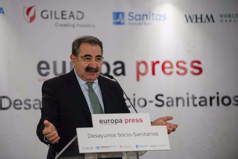 Fernández Sanz dice que sanidad de C-LM está "gestionando bien" el incremento de pacientes con infecciones respiratorias