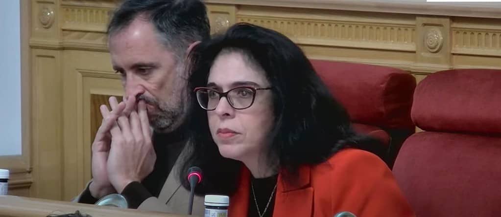 El Ayuntamiento de Toledo aprueba su I Plan de Igualdad con los votos a favor de PP, Vox y PSOE y el rechazo de IU