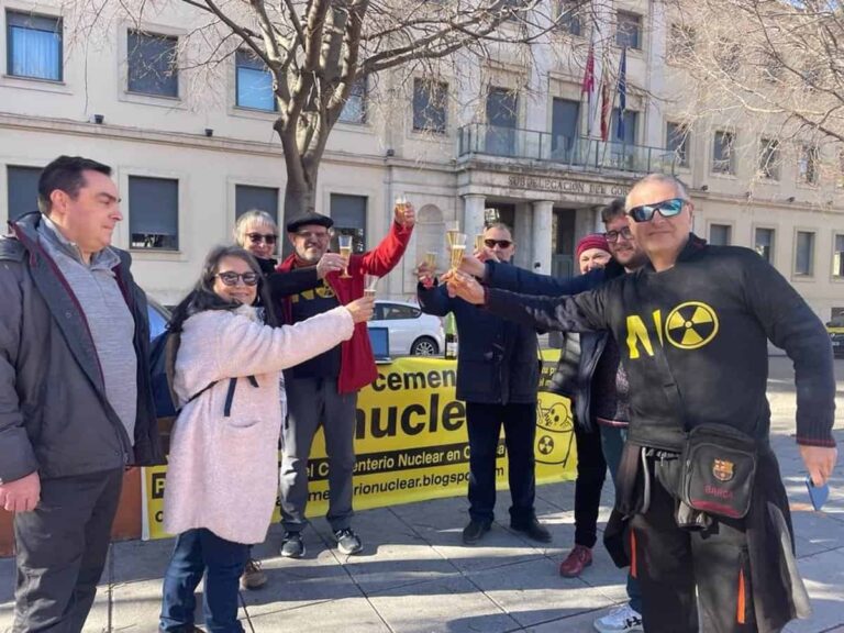 La Plataforma contra el Cementerio Nuclear en Cuenca celebra "el carpetazo definitivo" del silo en Villar de Cañas