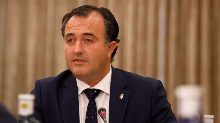 Vox ve "vergonzoso" que la Junta "solo haya pagado" el 35% de las ayudas de la PAC a agricultores y ganaderos de C-LM